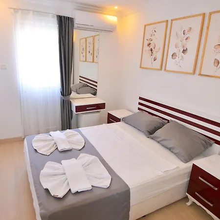 Royalis Lägenhetshotell 4*
