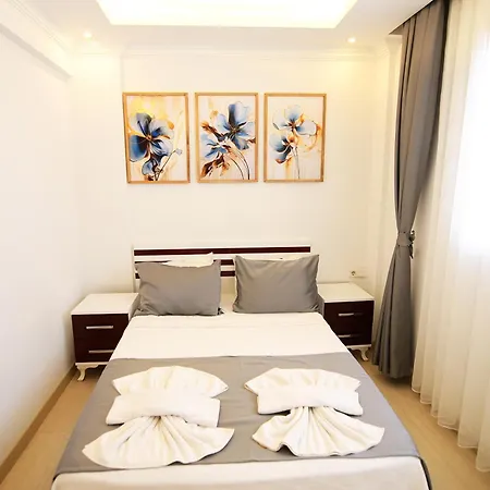 Lägenhetshotell Royalis 4*