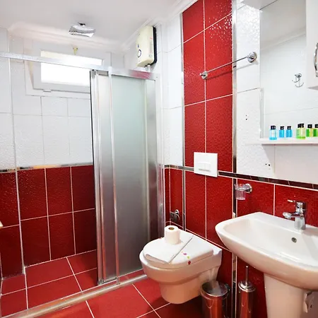 Royalis Lägenhetshotell 4*