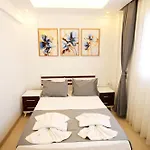 Aparthotel Royalis 4*