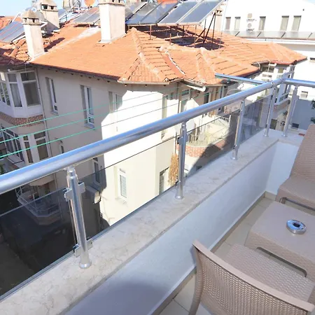 Royalis Aparthotel