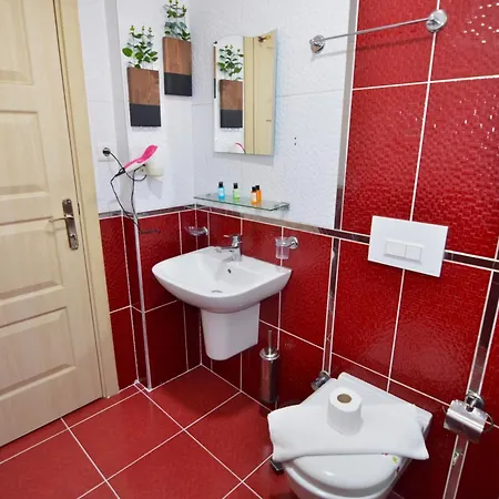 Royalis מלון דירות