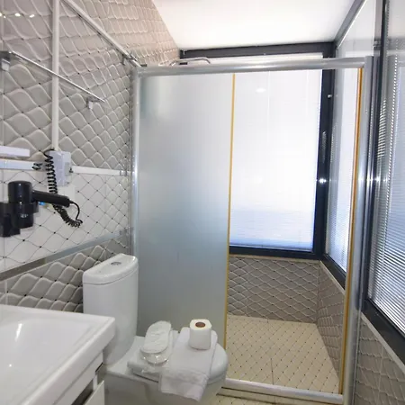 Royalis מלון דירות פאטהיה