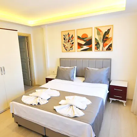 Aparthotel Royalis