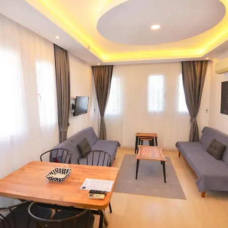 Royalis Aparthotel