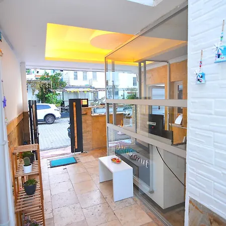 아파트호텔 Royalis 3*