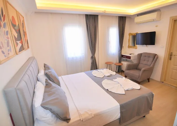 Royalis Apartahotel