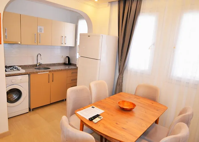 Hotel apartamentowy Royalis 3*