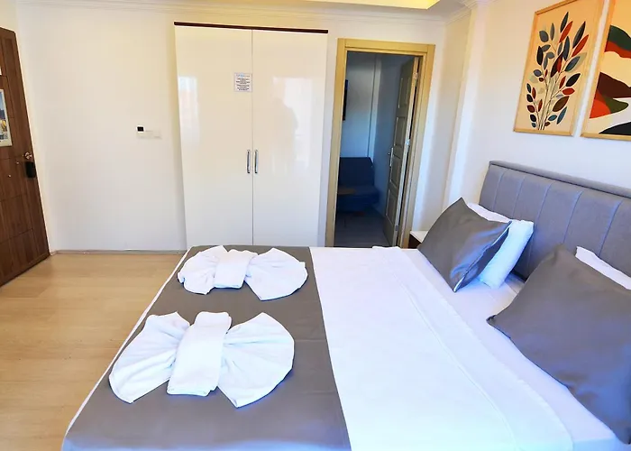 Hotel apartamentowy Royalis 3*